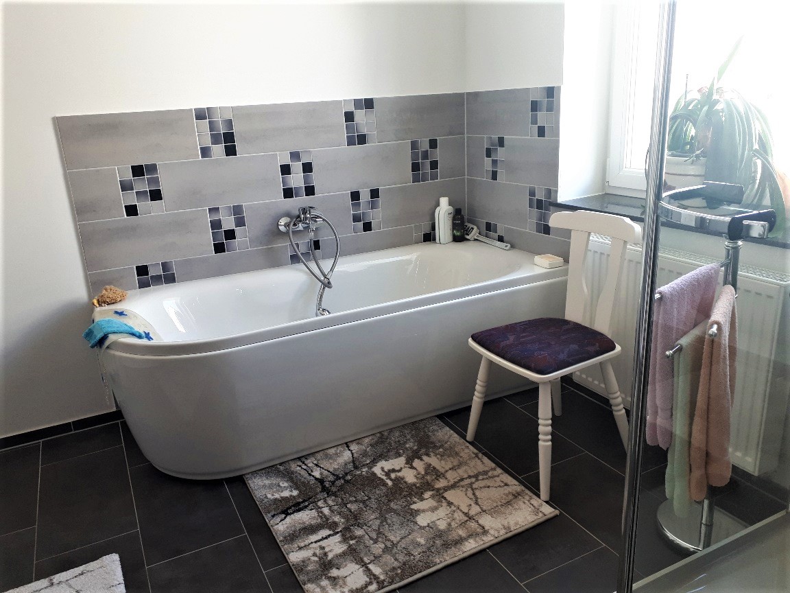 Wunderschönes Einfamilienhaus mit Grundstück in Burg zu verkaufen! – KH