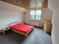 Schlafzimmer DG