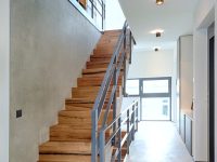 Treppe zum 2. OG