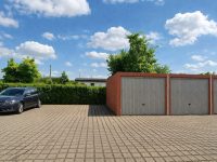 Stellplätze und Garagen